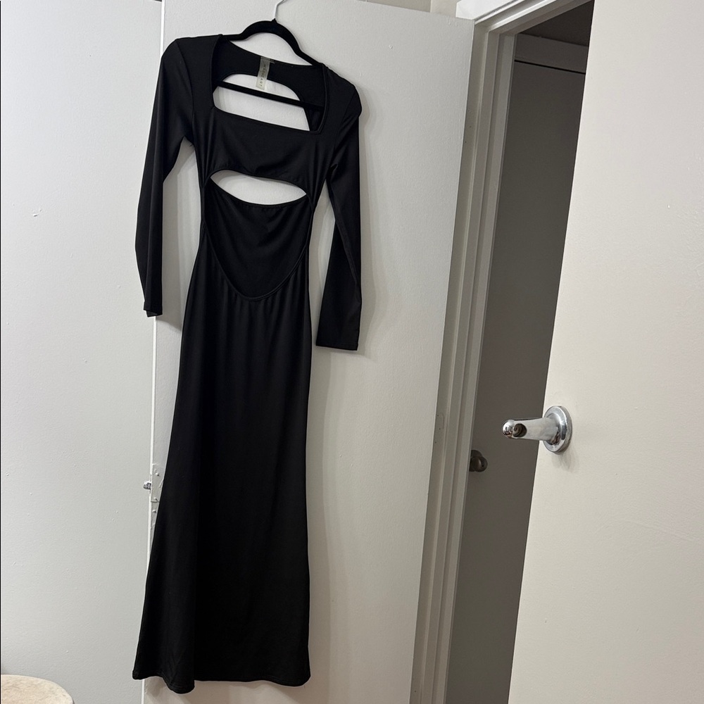 Elegant Black Cut-Out Maxi Dress